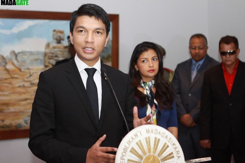 Le couple présidentiel Andry ey Mialy Rajoelina. Second départ aux Seychelles pour une nouvelle rencontre avec l'ancien président Marc Ravalomanana. Photos: Harilala Randrianarison