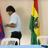 Moscou : une "vague de violences déclenchée par l'opposition" a poussé Evo Morales à la démission