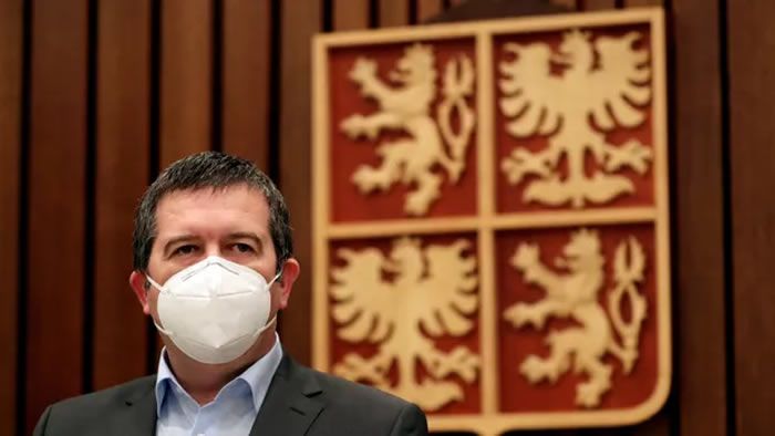Prague Menace D Expulser Tous Les Diplomates Russes Memoires De Guerre