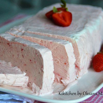 Parfait aux Fraises (Strawberry Ice Cream)