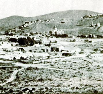 Album de photos anciennes sur la ville et les personnages de Tombstone.