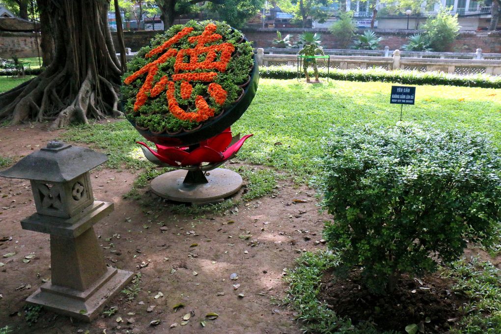 Temple de la littérature Van Miêu-Quôc Tu Giam, la porte Dai Trung  