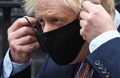 Covid-19 : Boris Johnson annonce un reconfinement en Angleterre et du sud-est dès dimanche