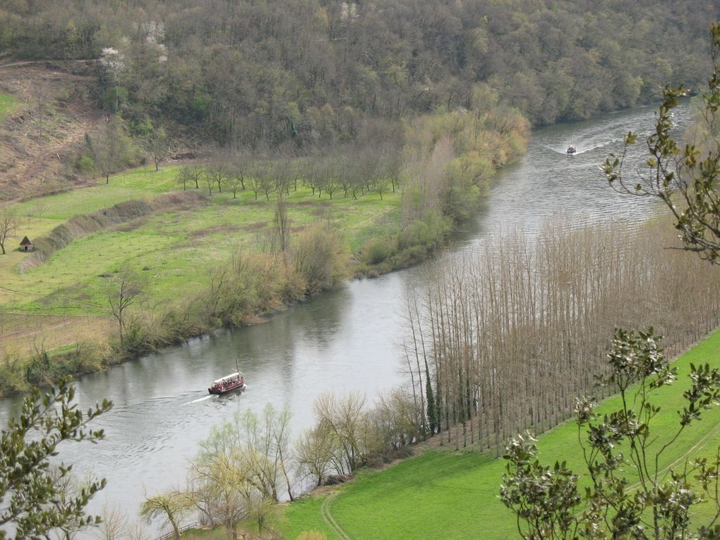 Plus d'infos (Wikipedia) : 

http://fr.wikipedia.org/wiki/Jardins_de_Marqueyssac