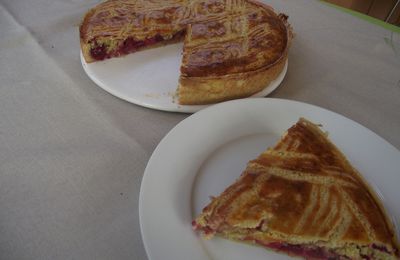 Le gâteau basque aux cerises d'Itxassou