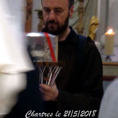 Le coeur de Padre Pio à Chartres !