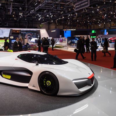 14/04/2016: Le concept car hydrogène H2_Speed de Pininfarina et GreenGT sacrée au salon de Genève 2016