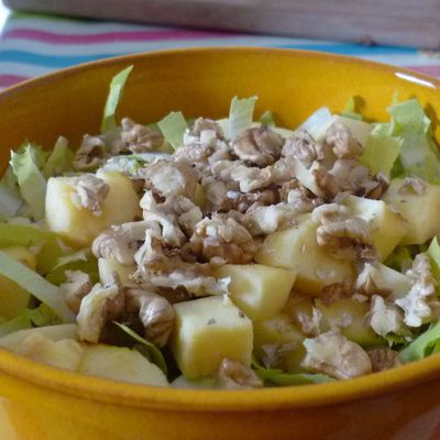 Salade d'endive pomme et noix