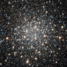 Hubble visita il cuore di Messier 10