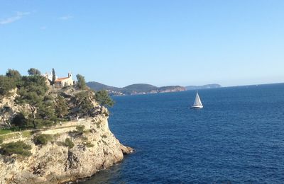 Notre-Dame du Cap Falcon, cap Brun 