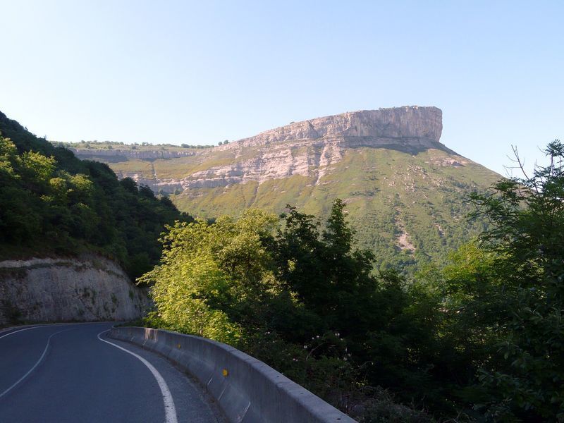 Images de la route dur la Ligne de Partage des Eaux au nord de l'Espagne