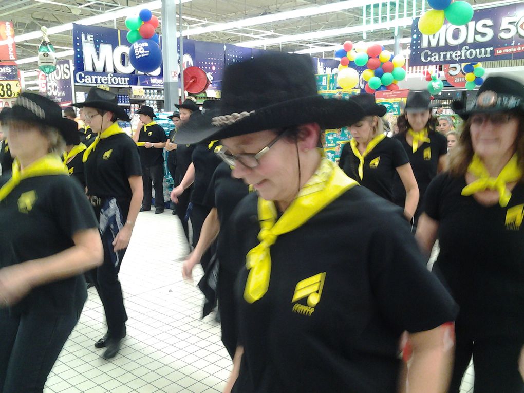 Album - COUNTRY-A-CARREFOUR-OCT-2013