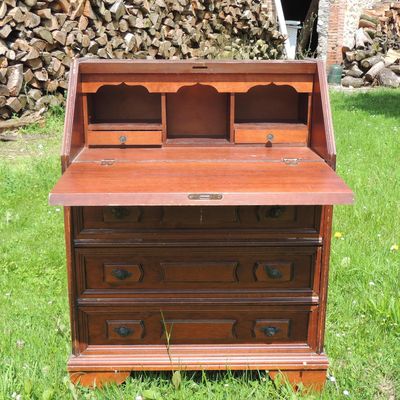 Secretaire