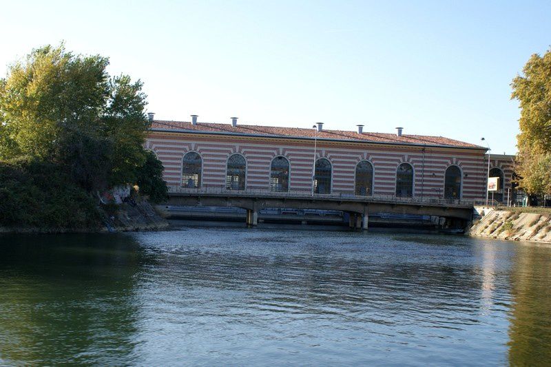 la Garonne en ville -Toulouse-