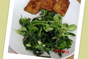 tofu façon asiatique avec salade sauvage