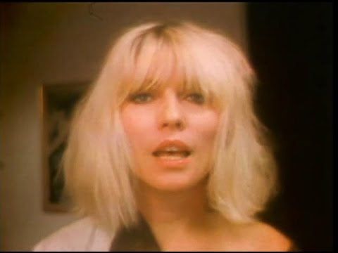 N° 24 le Groupe Blondie, déja surpris par la repris du titre denis denis ,j'en découvre encore aujourd'hui...