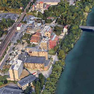 PANORAMA DES USINES IMPLANTÉES À RIS-ORANGIS