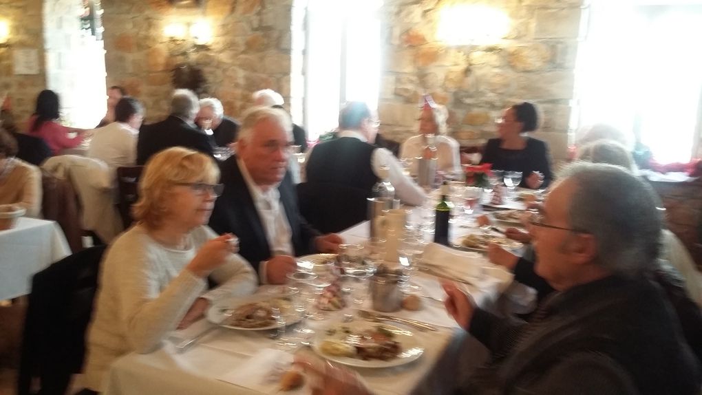 Un super repas dans une ambiance chaleureuse et amicale toujours le même acceuil avec "Brigitte et Serge "au restaurant le grand large.