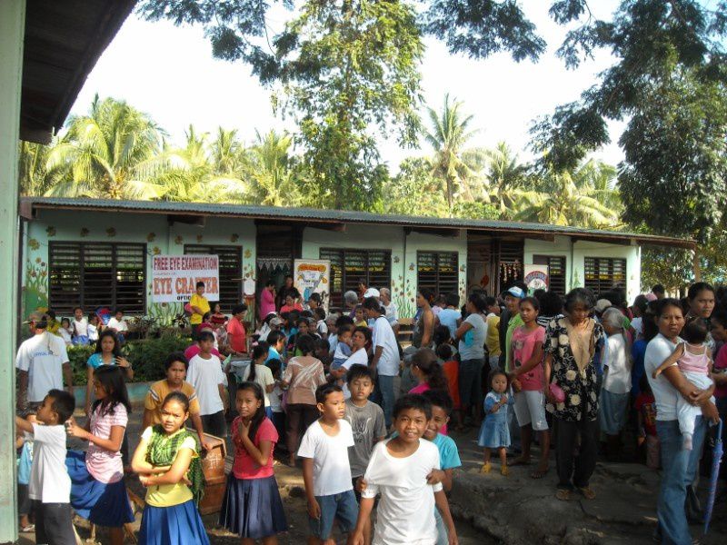 mission médicale à Barangay Alegria à 15 minuttes de General Santos dans ue école