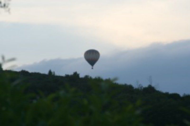 fête de la montgolfière 
pays des frères Mongolfier inventeur de la montgolfière