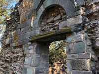 Le dimanche 16 janvier 2022 : Randonnée de découverte de l'ancienne Pieve de Giovanella pour y découvrir tours, chateaux et ruines