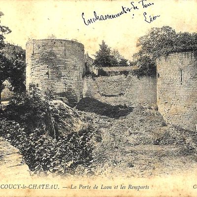 Cartes anciennes imprimables -  Coucy-Le-Chateau (Aisne) - La porte de Laon et les remparts - 1905