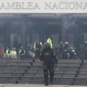 Equateur - Violences : des manifestants ont pris d'assaut le siège du Parlement à Quito