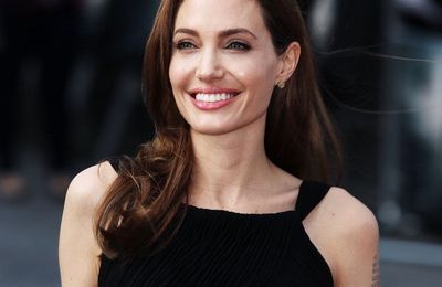 The day Angelina Jolie chose Saint Laurent Paris