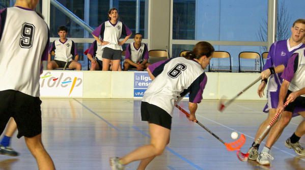 <p>Voil&agrave; les premi&egrave;res photos du week-end &agrave; Orl&eacute;ans. Ces images sont tir&eacute;es de deux matches du PUC : contre Besancon (8-0) et contre Marseille (3-2).</p>
<p>Merci &agrave; Aline et Sabine, nos supportrices et photographes!</p>