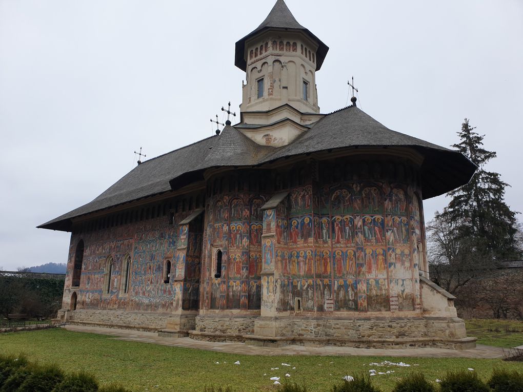 RO22 Discovering Bukovina. Trip in Suceava county 