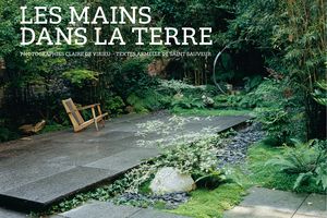 Les Mains dans la Terre