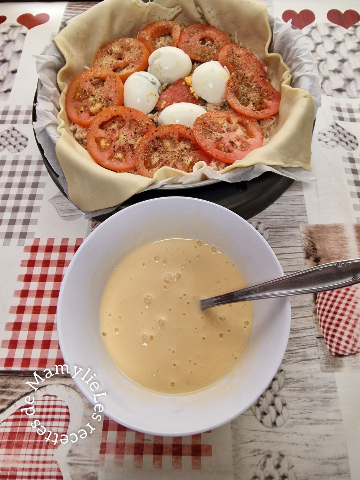 Tarte au thon, tomates et œufs durs  (Pop 32) 