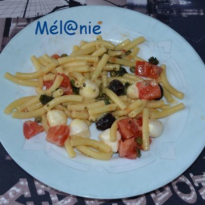 salade de pâtes méditerranéenne