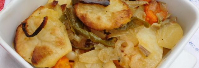 Pommes de terre et carottes au four.