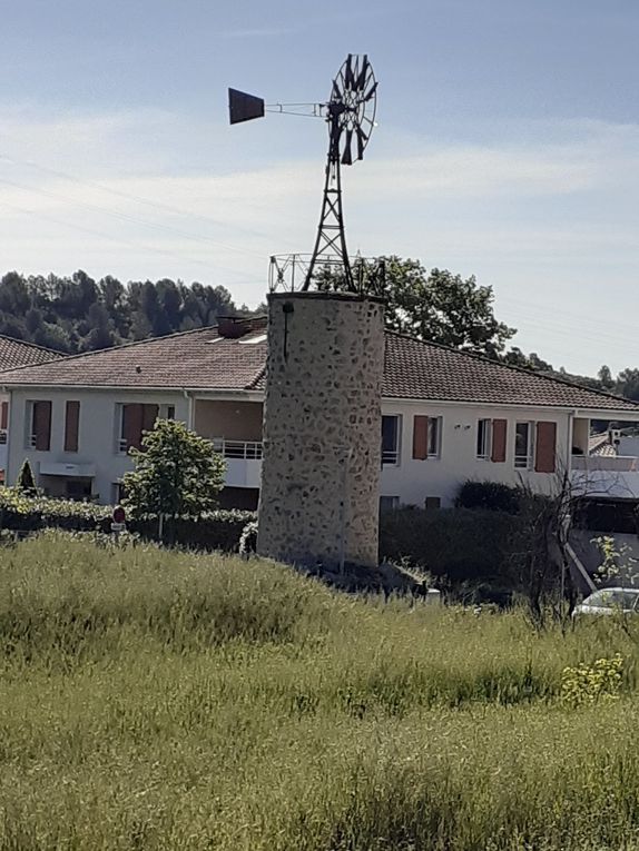 Dérivatifs à fait-divers