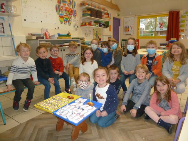 Joyeux Anniversaire Perrine Et Lucas Ecole Notre Dame Campeneac