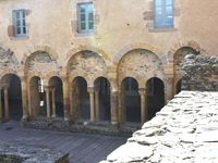 Les chapiteaux du cloître de l'abbaye