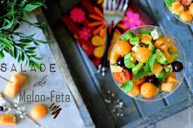Fêtons encore l'été/ Salade melon & pastèque (recette pour 4 personnes) + Penser à récupérer les graines, à les débarrasser de la chair et à bien les laisser sécher (les oiseaux adorent et ce n'est pas un luxe!!)