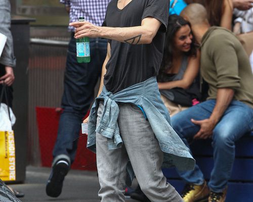 * Jared Leto à New York City - 11 mai 2013 [candids]