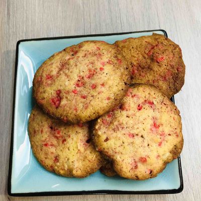 Cookies aux pralines rose et noix