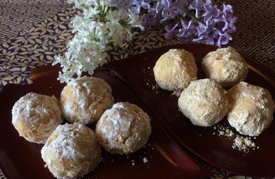 Boules de Neige au Kinako (poudre de soja grille)