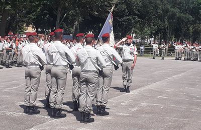 17e RGP : le Colonel Le Vey s'en va, le Colonel Zeni arrive