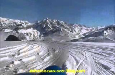Atterrissage sur le glacier de La Grande Motte en Tétras.