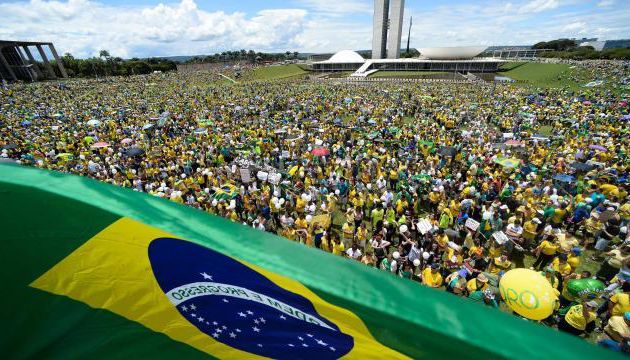 Le Parti communiste brésilien sur l’aggravation de la crise politique : l’impasse de la réconciliation et le chemin de la lutte