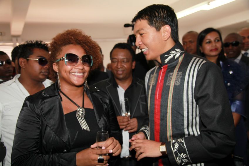 Dans le cadre du IIè anniversaire de la IVèRépublique, le couple présidentiel, Andry et Mialy Rajoelina, a inauguré le «Coliseum de Madagascar» sis à Antsonjombe. 2è partie. Photos: Harilala Randrianarison