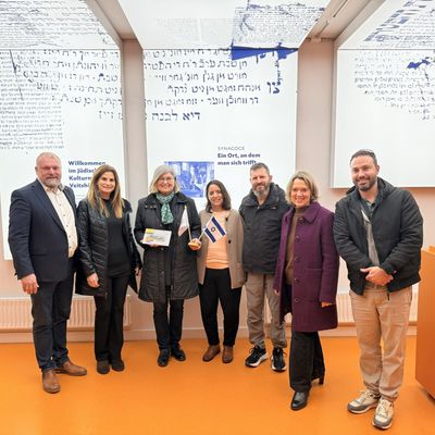 Delegation aus Mateh Yehuda zu Gast im Landkreis Würzburg -  Besuch im Jüdischen Kulturmuseum Veitshöchheim