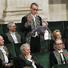 Disours académique : Andrei Makine dénonce les crimes de l'OTAN