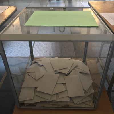 Président de bureau en ce jour de vote pour les...