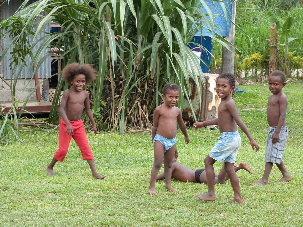 Welkam to Vanuatu! A la recherche de Tom, visite de l'île d'Efate et un saxo au Vanuatu...
