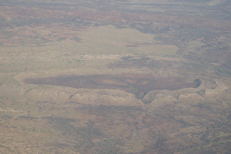 Vol au dessus des Bungle Bungle et du Wolfe Creek Meteorite Crater